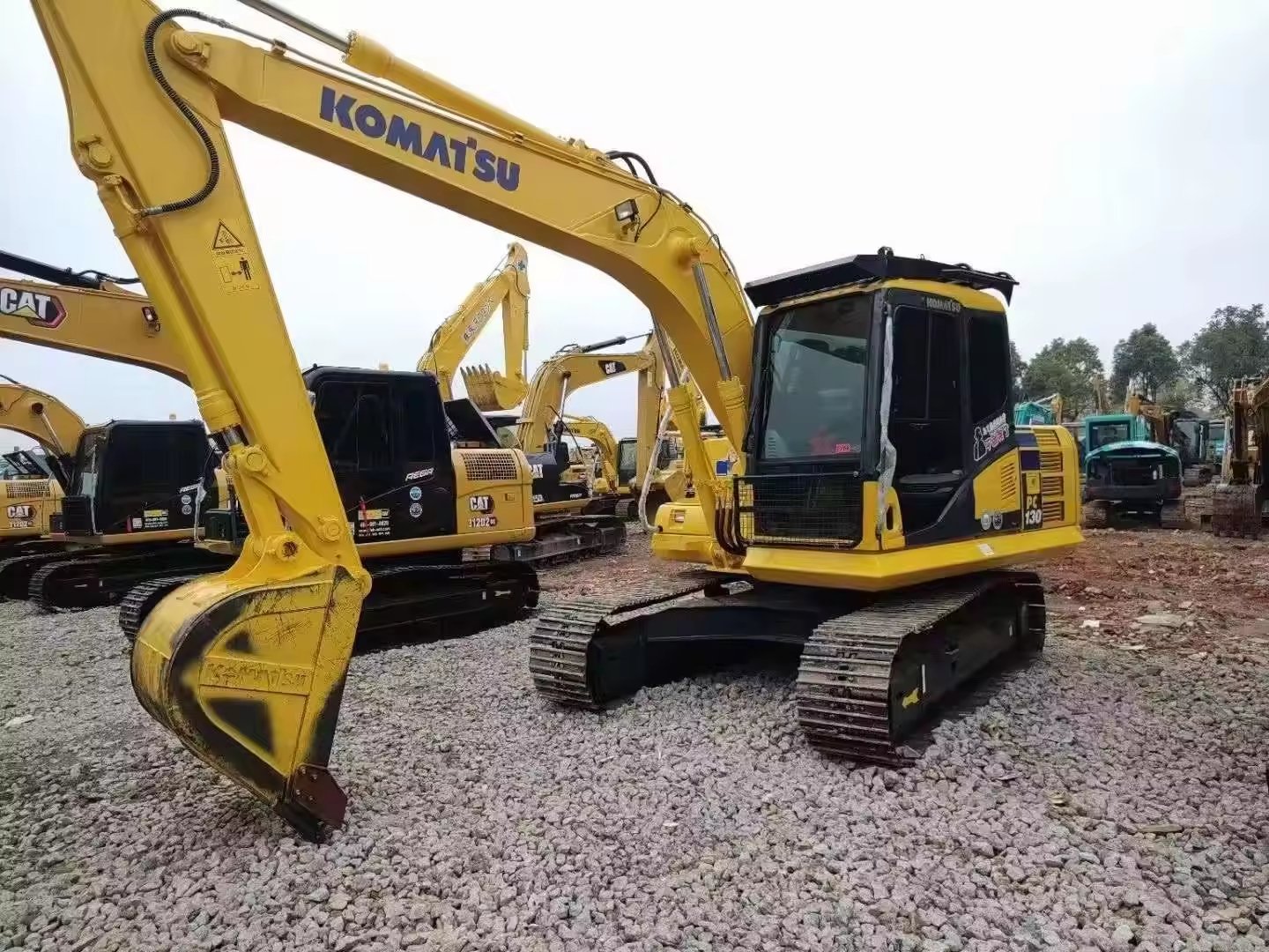 Used komatsu pc130-7 excavator