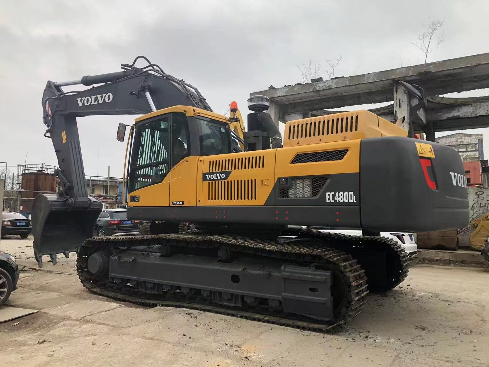 Used volvo EC480DL excavator