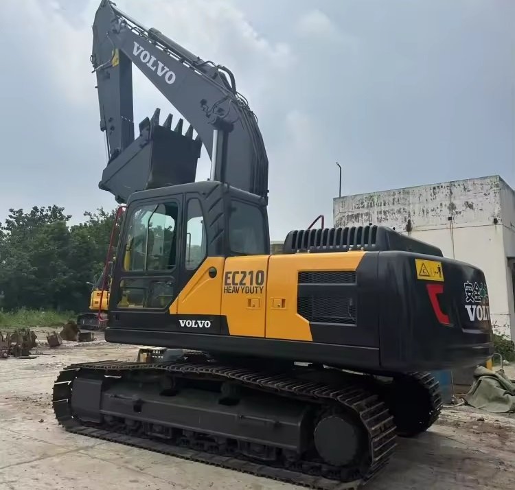 Used Volvo EC210 excavator
