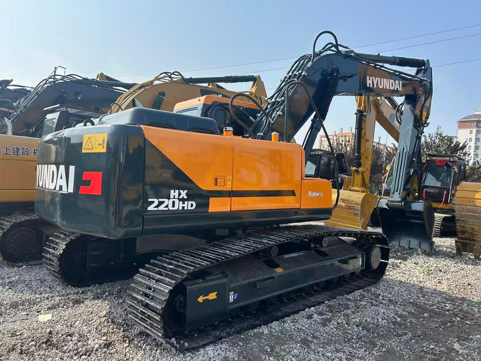 Used hyundai HX220HD excavator